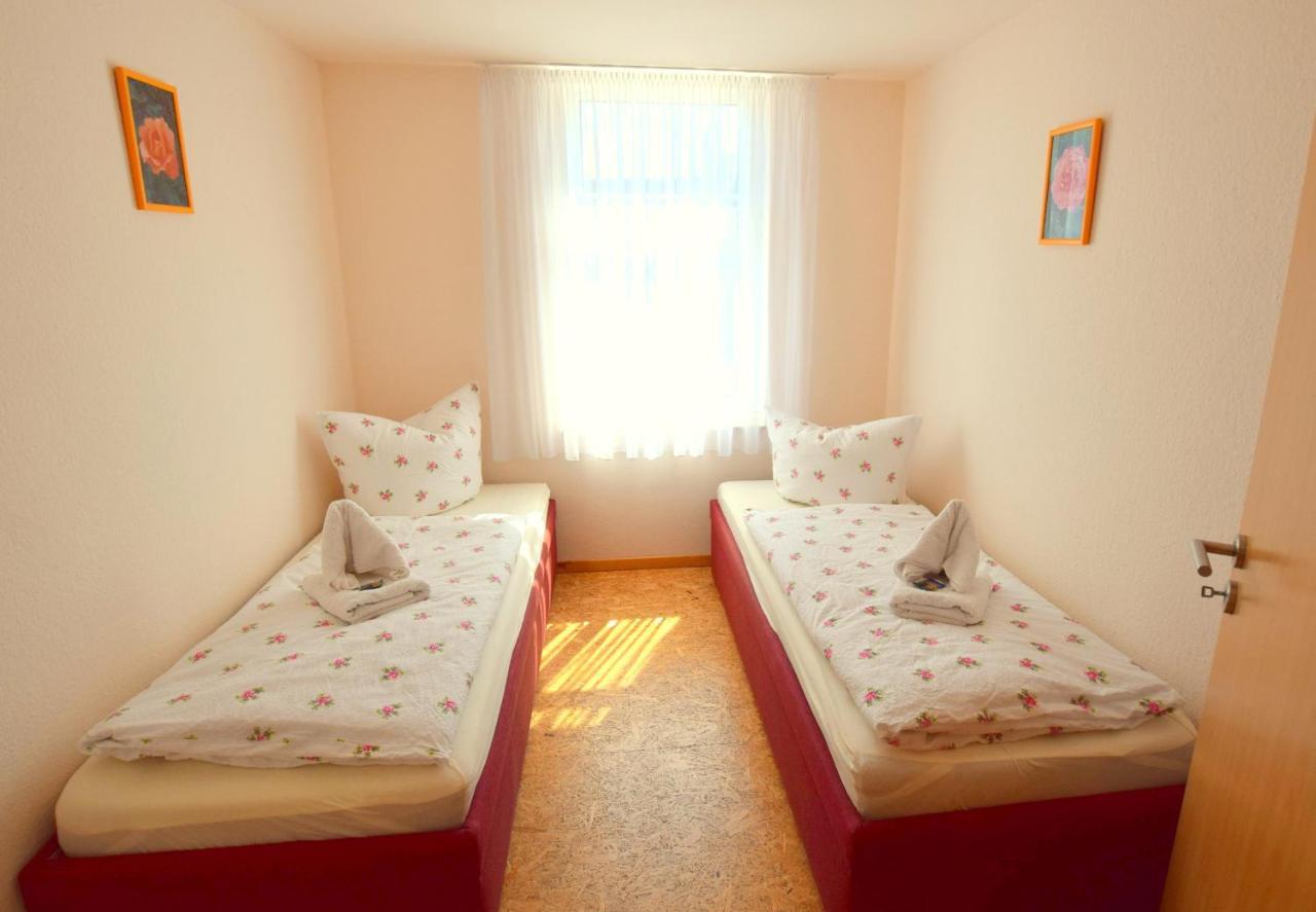 Apartment Cosis